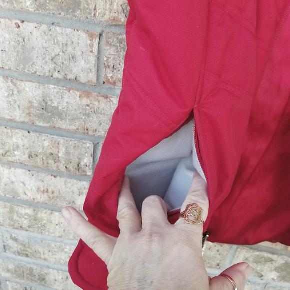 Nike ACG All Conditions Gear Red Nylon Fleece Collar Vest Full Zip (Size SMALL) - Picture 6 of 7